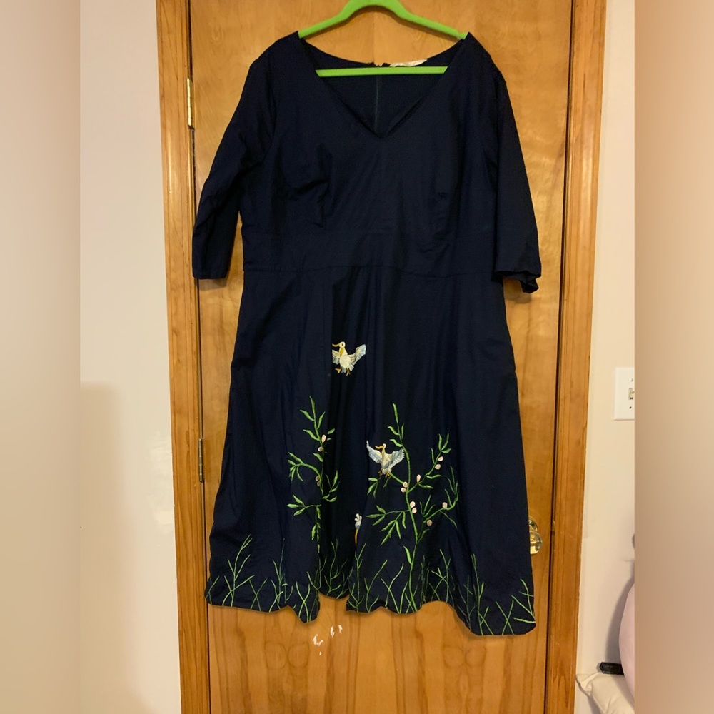 Plus Size Bird Embellished Poplin Dress Eshakti Size 26 W / 3X